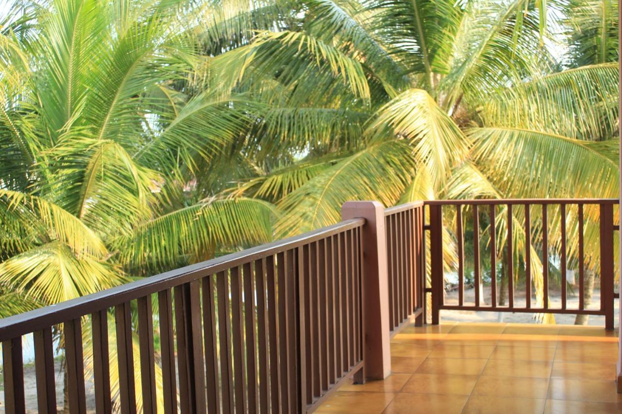 Bojo Beach Resort Botianaw Esterno foto