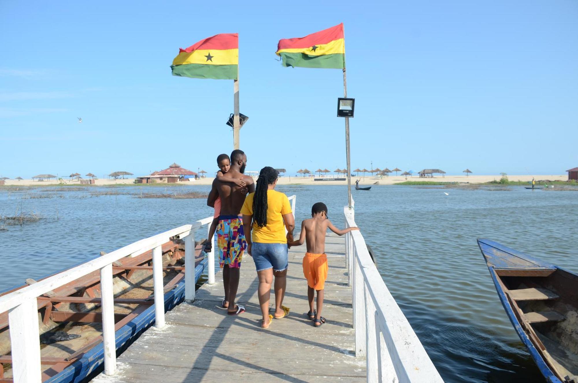 Bojo Beach Resort Botianaw Esterno foto