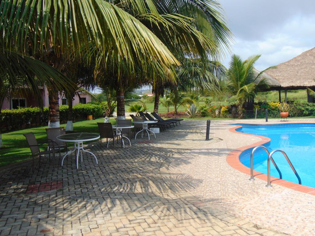 Bojo Beach Resort Botianaw Esterno foto